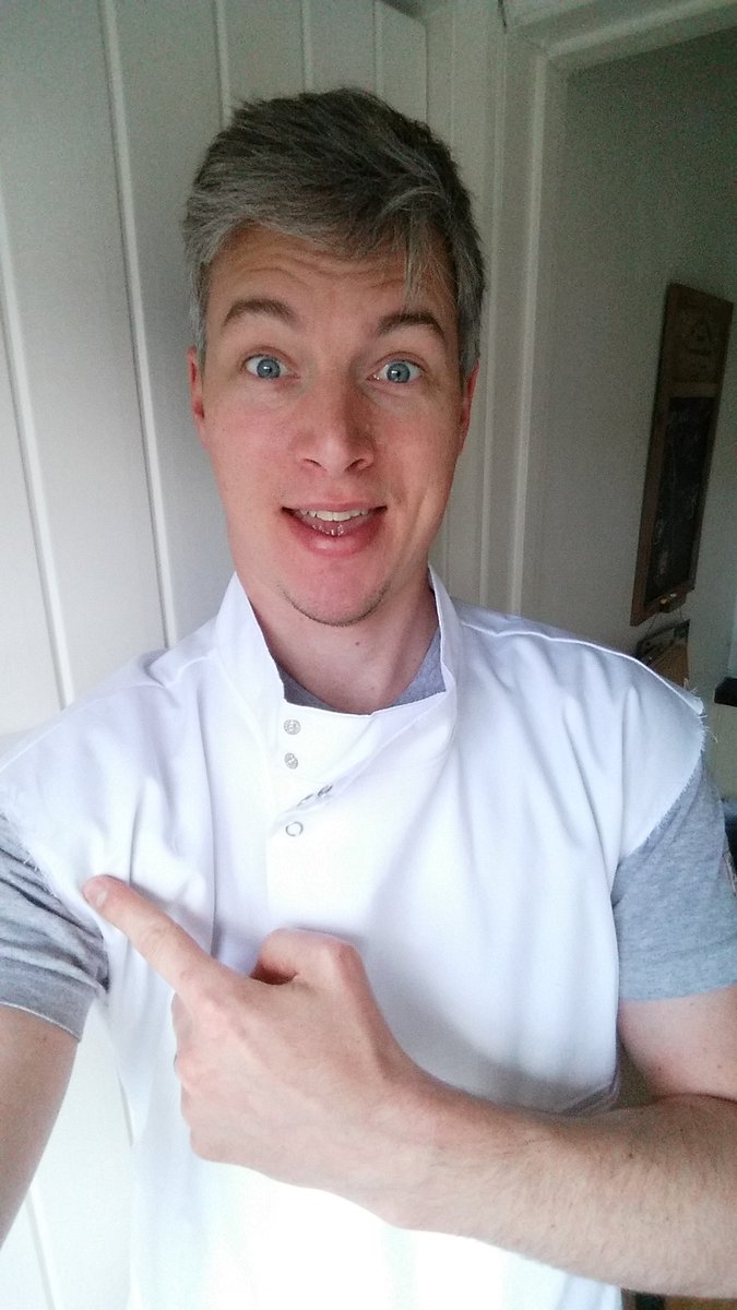 A spot of lab coat tailoring for that summer feel <a href="/harrytchild/">Harry Child</a> #husbandscansewtoo