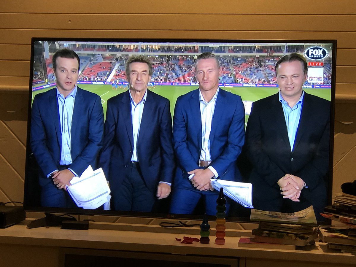 Nothing like a bit of diversity in the commentary team. #NEWvMCY
