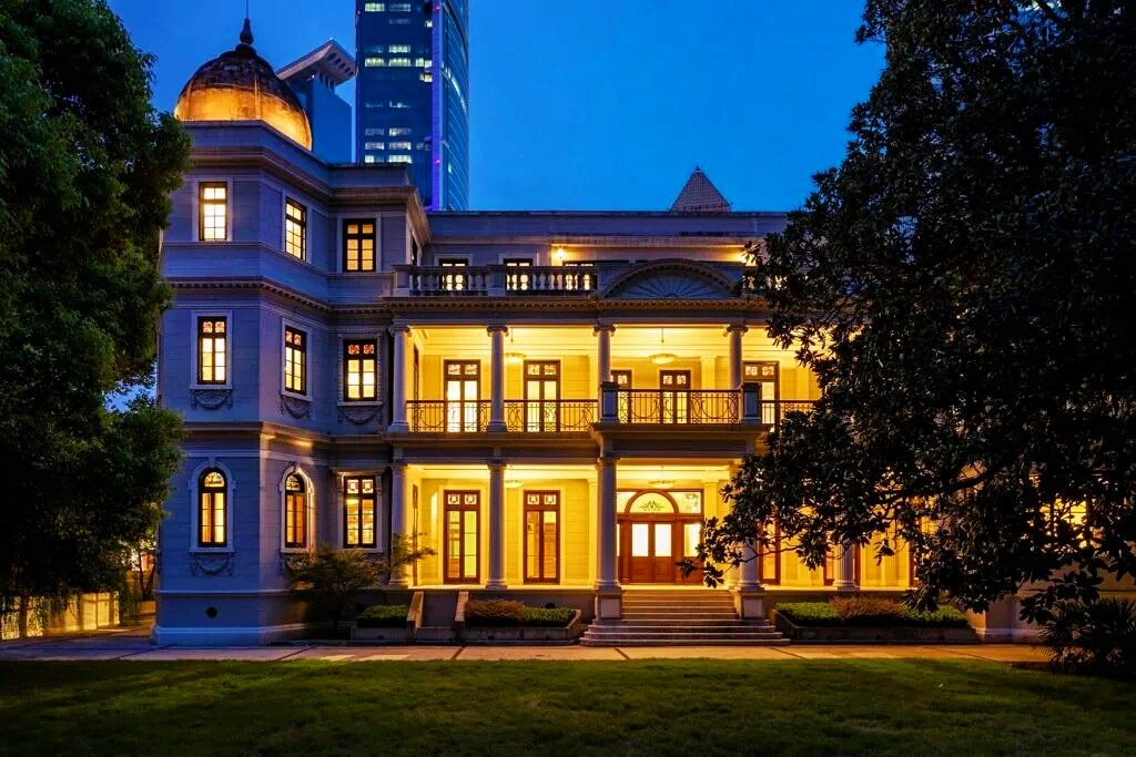 triumphasia's tweet photo. Any plans for the weekend? We are planning to check out the 'Rome 1950 - 1965' exhibition in #prada #mansion in #Shanghai. @TriumphGroupInt https://t.co/O6JI8ba3J2
