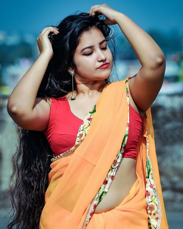 sivakaami's tweet photo. நாலு வயசு பசங்க முன்னாடி நடந்து போரப்போ அவங்க பார்வை என் உடலை மேன்ஜா, க���டைகர கர்வம் அலாதியானது https://t.co/GHj76wuiBH