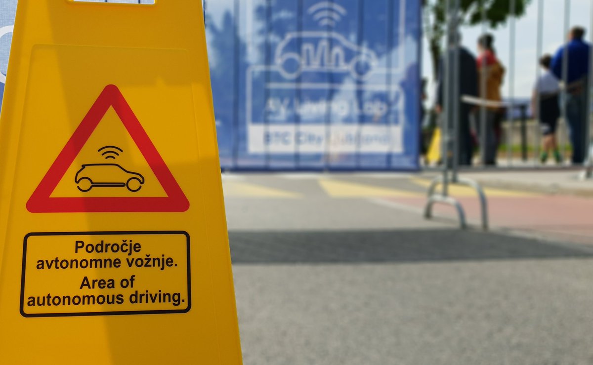 AVLivingLab's tweet photo. .@BTC_City is an area of #AutonomousDriving for the day. We are unfolding the future of mobility! #LivingLabX https://t.co/bgw8k2JYz0