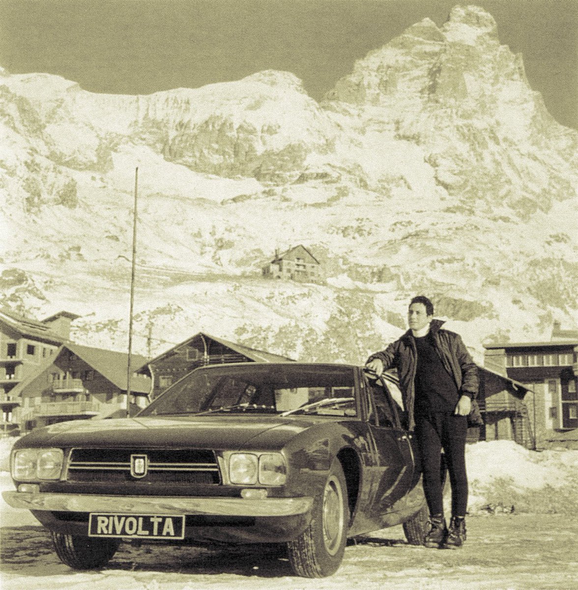 ISORIVOLTA_'s tweet photo. Fidia &amp; Piero - Cervinia 

In the words of Piero Rivolta:
“Four door Fidia was born because of my passion to reach the mountains for skiing, hiking and testing snowmobiles &amp; seaside for sailing, as fast as possible - due to my busy life [...]”

#IsoRivolta #isorivoltaofficial https://t.co/FITGYoJ59l