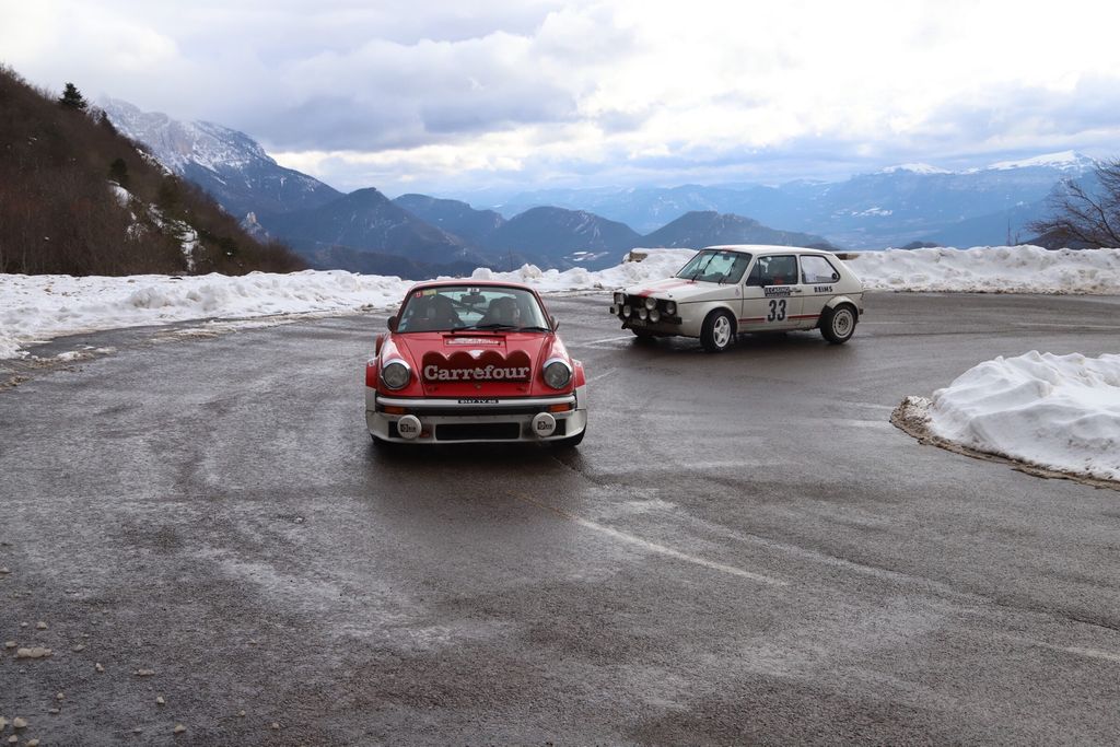 oldtimersuchtig's tweet photo. Rallye Monte-Carlo Historique 2018 - Valence 
Greatest classic-car-rallye on the planet? 
Do you agree?

#oldtimersüchtig #oldtimersuechtig , #classiccars #oldtimer #historicracing #vintageracing #motorsportphotography #lovecars #street #rmch #rmch2018 #911 #vwgolfgti #golfgti https://t.co/qTmCYCy7aE