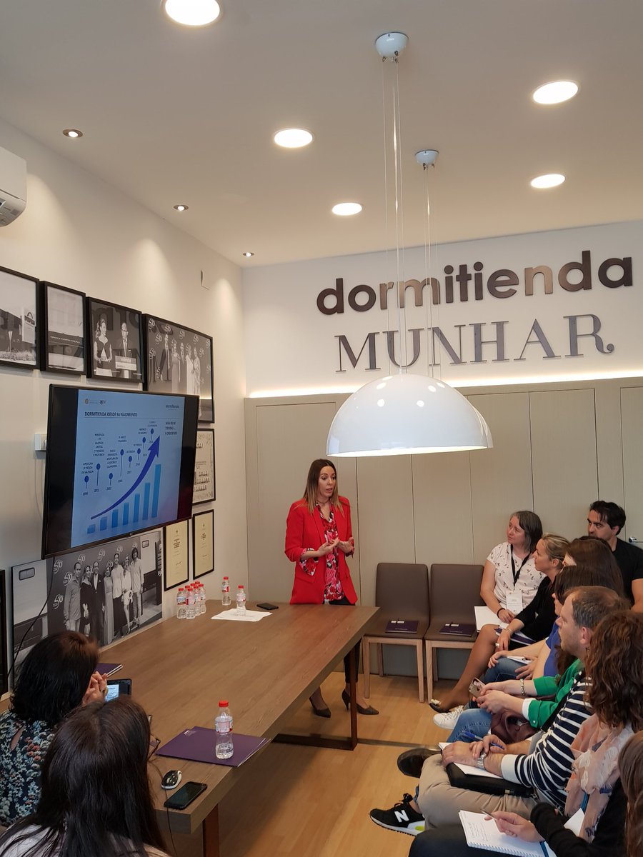 jviosques's tweet photo. Excelente masterclass en @Dormitienda con #monicaduart #ceo #nacimiento #crecimiento #consolidacion #comunicacion #marketingcorporativo #operacioncomsolida2 https://t.co/Nb3ib4rwj2