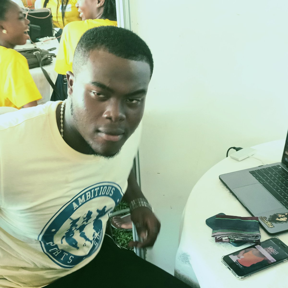 NiiKlortey's tweet photo. This is @ambitiousports_ we the best run come #ass #UGBSOFFICIAL #managementday39 @Gacheampong @Rafurl https://t.co/vvkBsYsf7U