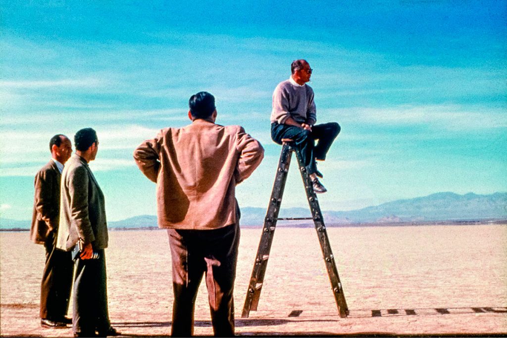 veredes's tweet photo. Des-cubrir | Sergio de Miguel @sdmhand #arquitectura #ViernesDeArte #BillyWilde #CharlesRayEames #Eames @EamesOffice #paisaje #paisajesonoro https://t.co/SF6OfXaVIA https://t.co/S7UYnbh5C5