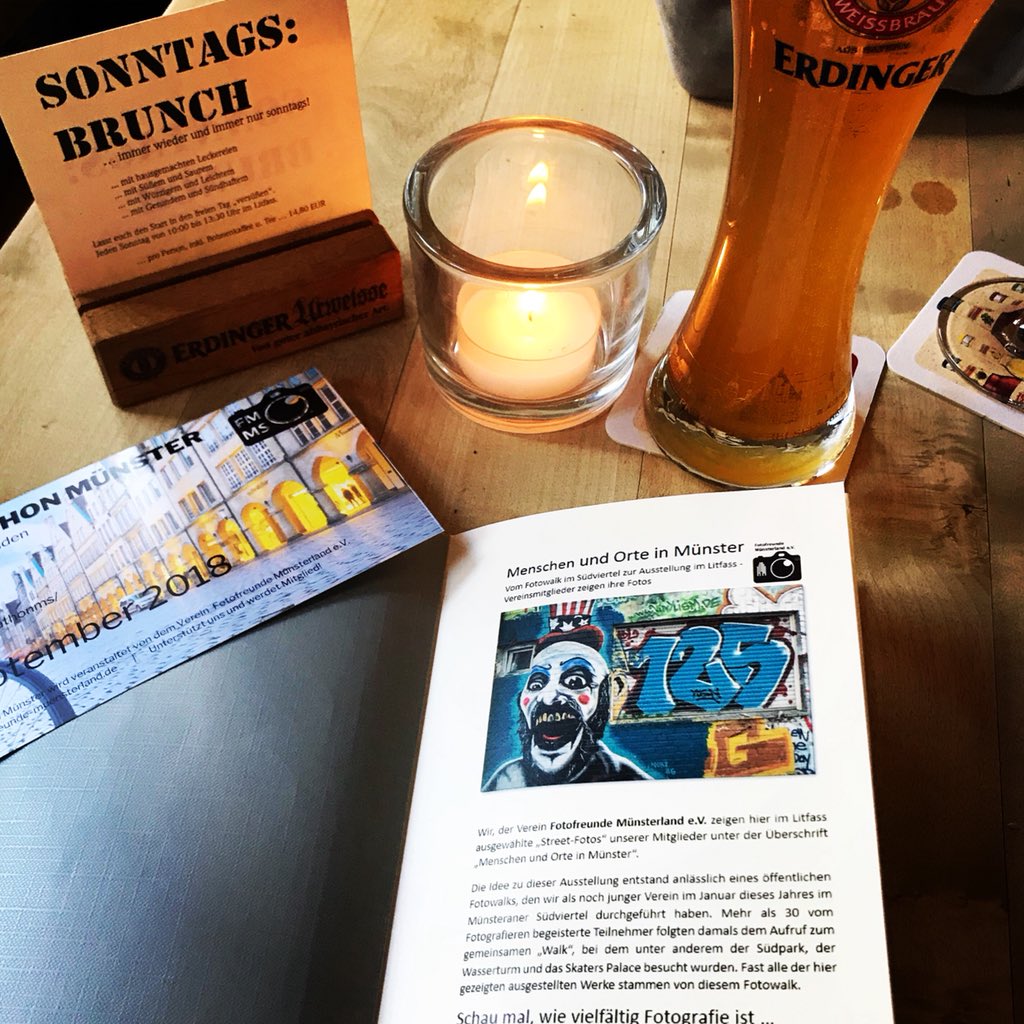 suncase's tweet photo. Einleger passt, Bier schmeckt! - Die 3-monatige #Fotoausstellung der #fotofreundemünsterland im #Litfass in #Münster kann kommen! Start ist morgen 28.4. ab 17:00 Uhr #FFMSL https://t.co/K4ihhR11rZ
