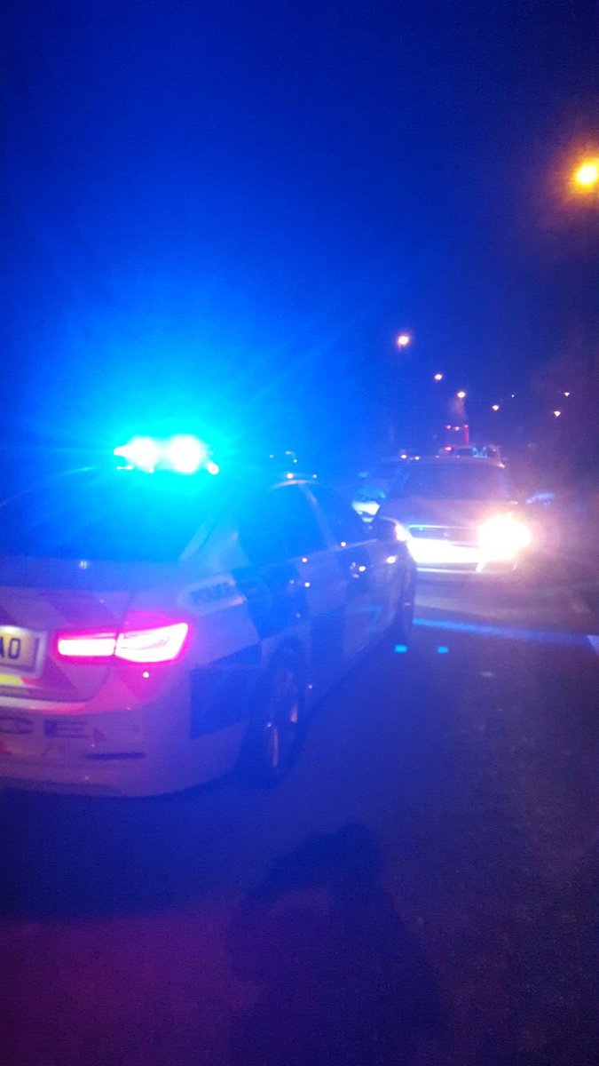 DerbyshireRPU's tweet photo. Short pursuit from Palterton to Glapwell. Driver legs it, search with @DerbyshireARU and @DerbysDogPolice proves negative. However he left two passengers behind. One wanted for theft by @nottspolice. #Arrested #Seized #PickBetterFriends https://t.co/VAbK6iFJJv