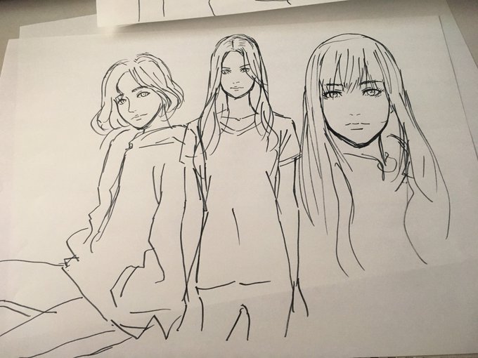 消せないペンで模写する方が強制的に集中できていい練習になるから好きなんだけど、一日30～40人くらい描いてると2週間くらいでペンがかすれちゃうし
紙の消耗激しくて万年金欠のおいらには辛いぜ 