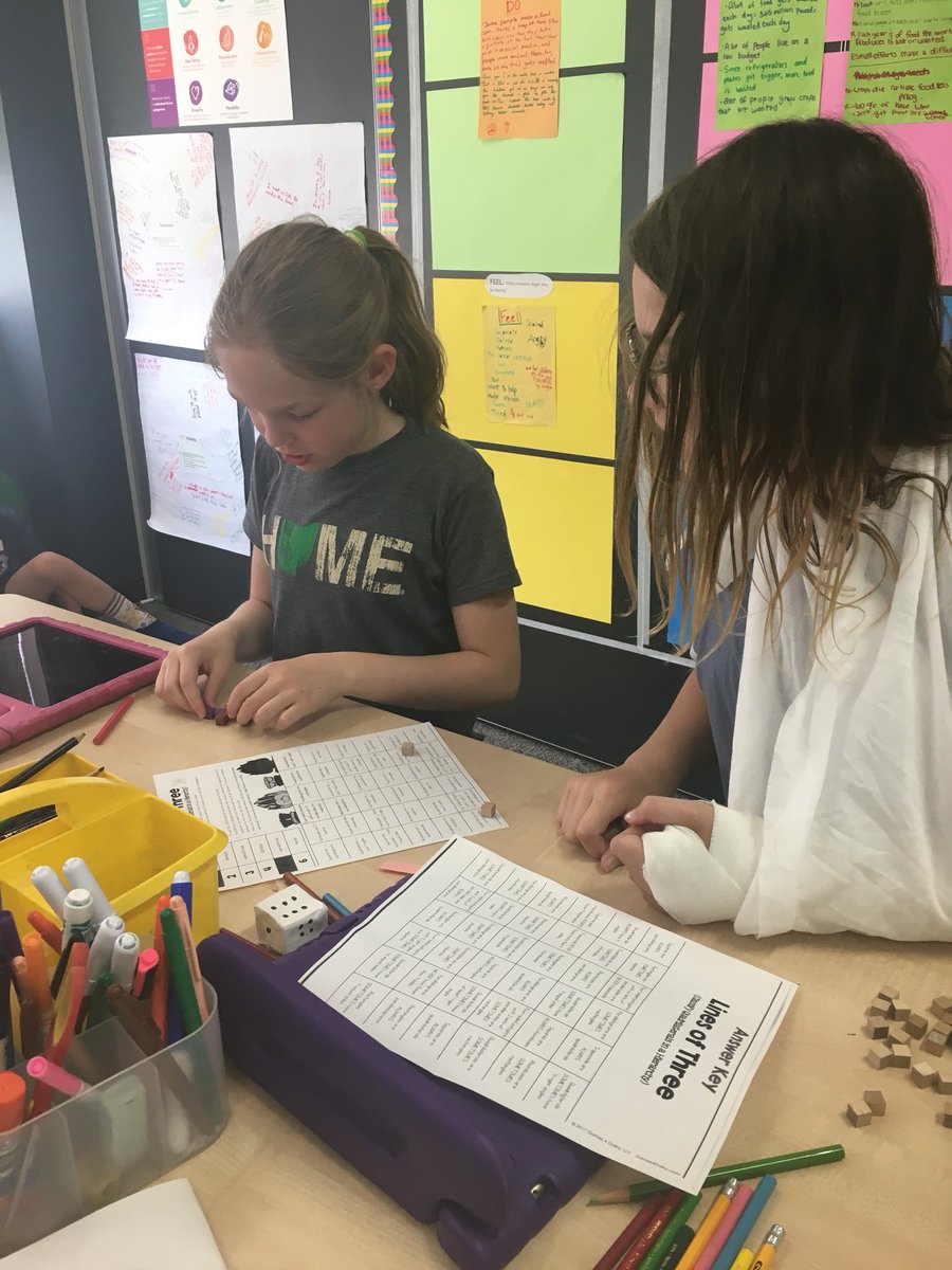 HarrisonASIJ's tweet photo. Learning all about the attributes of 2D shapes by playing Lines of Three. https://t.co/xHpNUrKOuZ