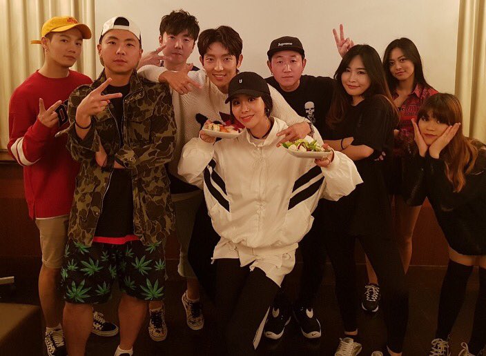 eMily28beBe's tweet photo. #Repost @lego_jjun
https://t.co/XZQEtBWML5
・・・
일본 이준기 팬미팅!! 수고하셨습니다!!#이준기 #팬미팅 #Japan #일본 #Legolable #레고레이블 #Lego #레고#choreographer #안무가 #Dancer #댄서 #Trainer #트레이너 #kpop #케이팝 https://t.co/Jn4eIAR166