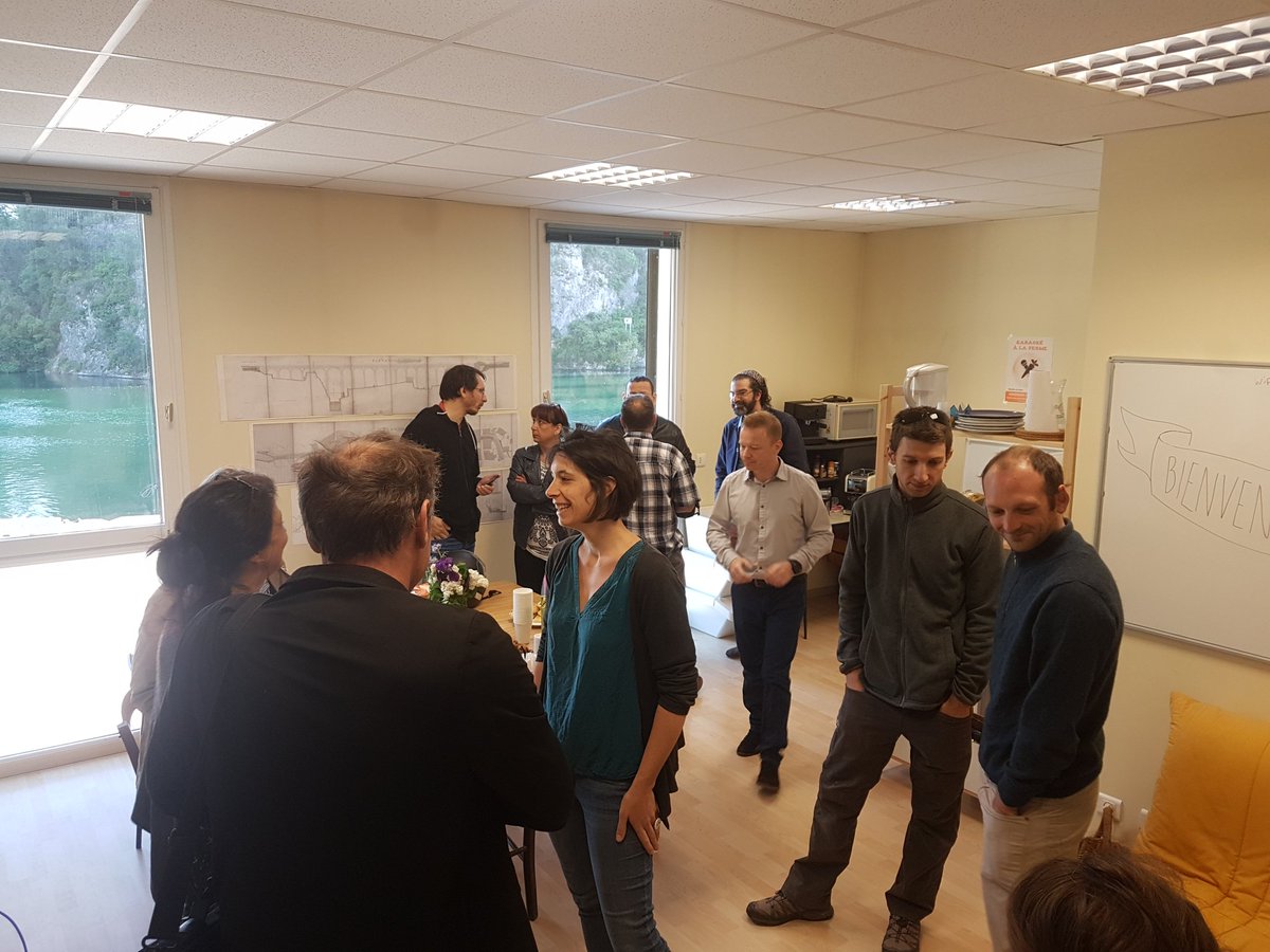 cedillepro's tweet photo. Petit déjeuner atelier au Hublot à saint Nazaire en Royans pour échanger autour autour du coworking https://t.co/RVIAjdQZyt