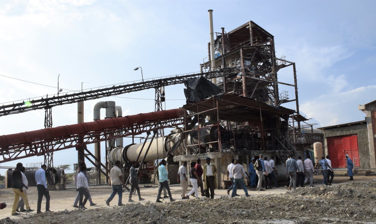 WetlandsIntEA's tweet photo. Multi-Stakeholder Engagement is a key process in #IWRM, participants of the ongoing #IWRMTraining had the opportunity to visit Lake Abijatta Shalla National Park & Soda-Ash Factory in #Ethiopia to learn about the challenges facing Lake Abijatta which is on the verge of drying... https://t.co/LGaAlvoCi2