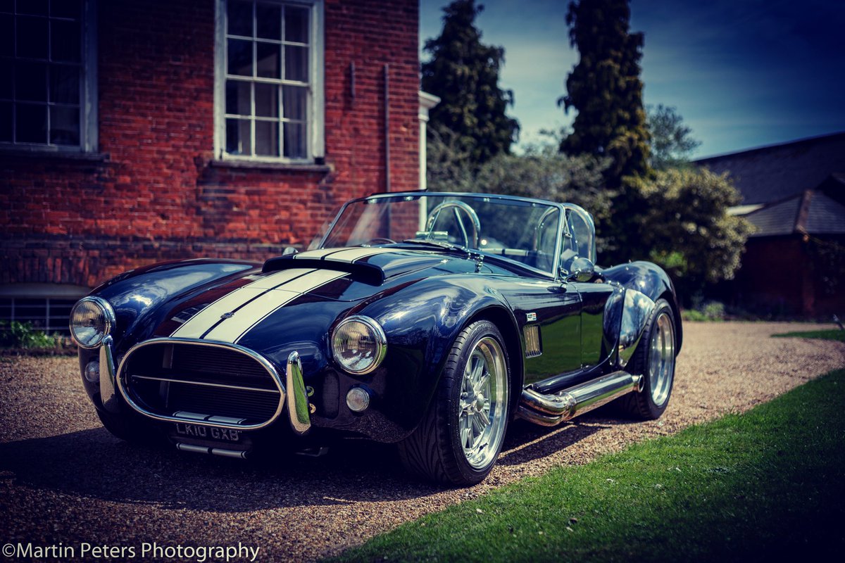 TotalHeadturner's tweet photo. We have an amazing selection of Cobra’s available at https://t.co/OWBXuJroBk #cobra #accobra #shelbycobra #dax #akcobra #gd427 #gardnerdouglas #pilgrim #pilgrimmotorsports #srv8 #ram #cobrareplica #427cobra https://t.co/syw2nzeTu0