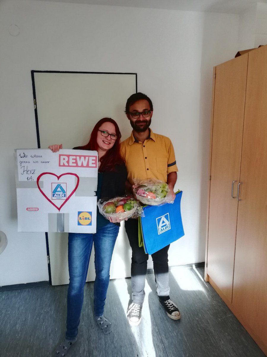 akieraplusn's tweet photo. Wir wissen genau, wo unser Herz ist! #AldiNord #Aldi #Neueröffnung #Bremen #Neuistimmerbesser #Horn #suckitREWE #studentschoice #Obstkorb https://t.co/41JboLESkB