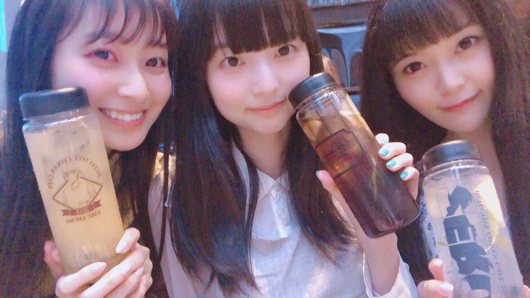大森日雅 No Twitter や っと観に行けました コナン 去年からこのトリプルフェイスでの恒例行事になりました ふふ コナンカフェ 映画 最高でした しっかり3人で安室さん 降谷さん バーボンのトリプルフェイス揃えた 大森日雅 No Twitter や っと観に行けました コナン 去年からこのトリプルフェイスでの恒例行事になりました ふふ コナンカフェ 映画 最高でした しっかり3人で安室さん 降谷さん バーボンのトリプルフェイス揃えた