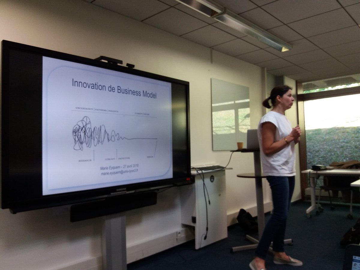 FabbriJulie's tweet image. Ravie d'accueillir Marie Eyquyem ce matin @Biz_Mediation @EMLYON pour parler #innovation de #businessmodel et startups innovantes @ThierryPicq @CivictechNews @EducYourFuture