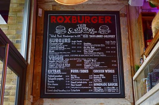 thebbartist's tweet photo. Menu board for @roxburger at @UTCComedyclub in Greenwich, making audiences laugh for over 25 years!  🎤

#lettering #handlettering #comedy #burgers https://t.co/9D8MEEvqTV