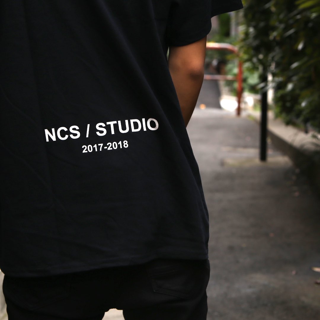 STADIUM_03's tweet image. Now on sale.

NOT COMMON SENSE 

stadium03.com/ic/b0188

#notcommonsense #camo #stadium #stadium_03 #streetfashion #mensfashion #japan #tokyo
