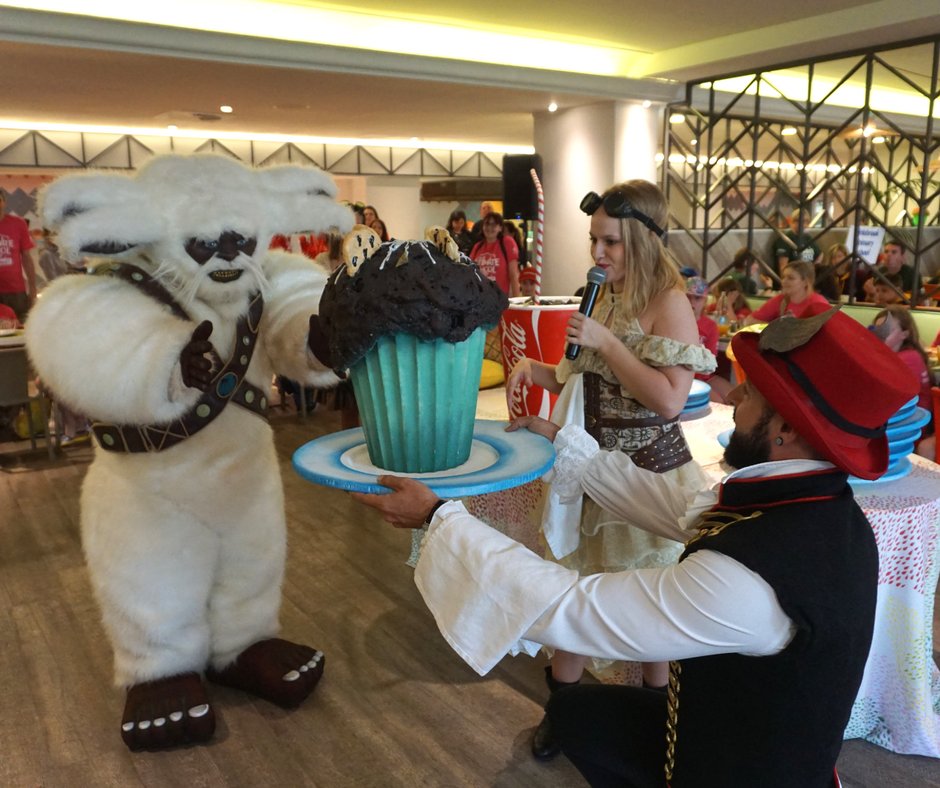 SolKatmandu's tweet photo. Breakfasts are better if you dance with Boro! ๐ถ๐ถ#FindBoro #BreakfastwithBoro #Mascots #Yeti #AdventureAwaits #KatmanduAdventure https://t.co/XZciQnZnPI