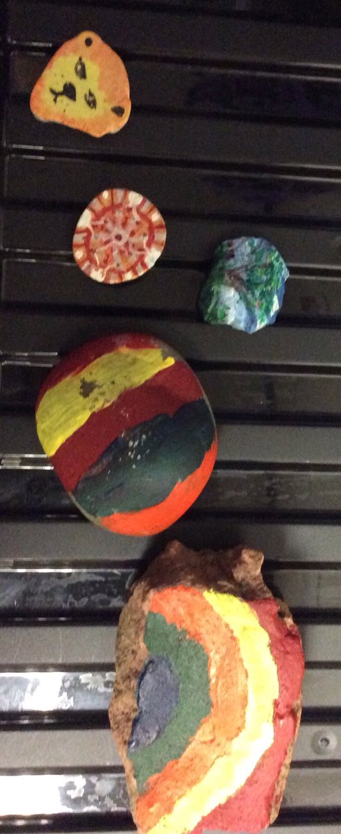 AStanleyGarston's tweet photo. @GarstonCE @RainbowEduMAT The rock fairies have been very busy in Garston. We had very excited children this morning who couldn’t wait to show us their findings. #LoveGarstonCommunity https://t.co/LpJ1onWazo