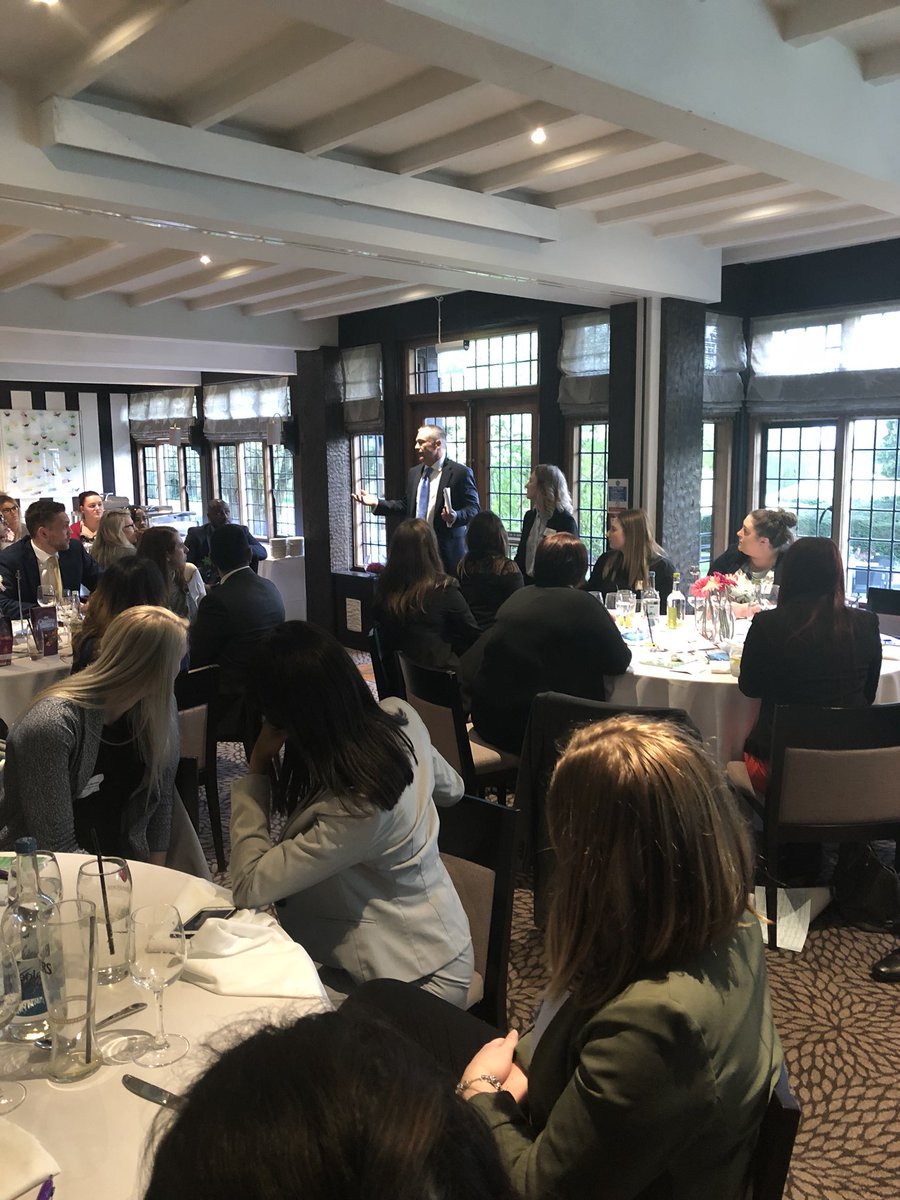 U2Diversity's tweet photo. ⭐️ Great Women In Leadership event focusing on #GoForIt #WhyWouldYouNot? #U2DreamTeam @ERAC_Jobs @JuliaSpeedErac @MGeracu2talent @blairos84 @eracLellaRagno @curtscraig @erac_chynna @SarahWERAC @Roya_Sol https://t.co/H3YNlXuEdr