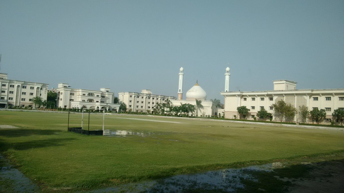 VQMSSixSigma's tweet photo. Meeting with Director at Al-barkaat Institute, a top notch institution at Aligarh towards Engineering and Management. #workshop #Training #University #Career #topjobs #certifications #Delhi #managers #jobs #vqms #vqmssixsigma #QualityTime #seminar #Marketing https://t.co/cCPlV9gp7v