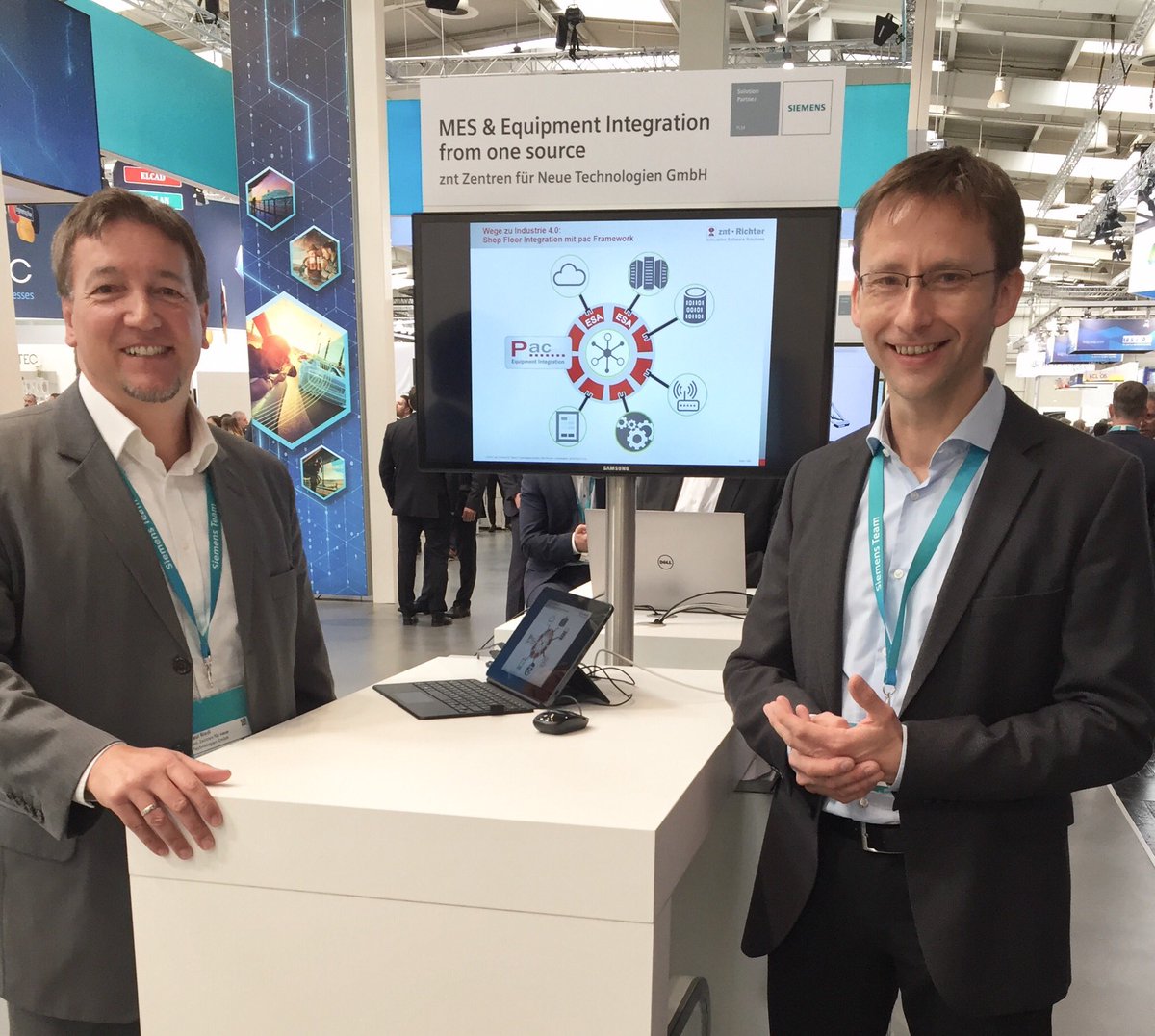 siemensSW_DE's tweet photo. Shopfloor-Integration: Einbindung von Maschinen und Sensoren in #Camstar. PAC (Process Automation Controler) als Datendrehscheibe um Shopfloor mit #MES und #ERP zu verbinden. #SiemensPLM #SolutionPartner #zntRichter #MindShere #ShopfloorIntegration #hm18 https://t.co/zchHy9UsQZ