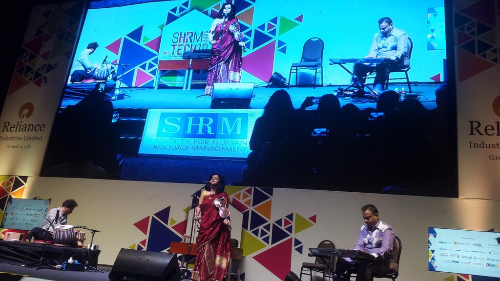 #RT SHRMindia RT ashishgakrey: #SHRMTech18 Musical session started by sunitaviolin SHRMindia #SHRMindia #Music in Tech Era #Music #MusicTherapy hr_shapers #HRShapers #SHRM