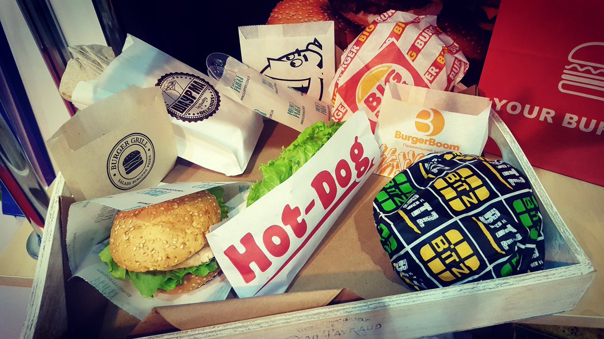 Paper packaging for fast food