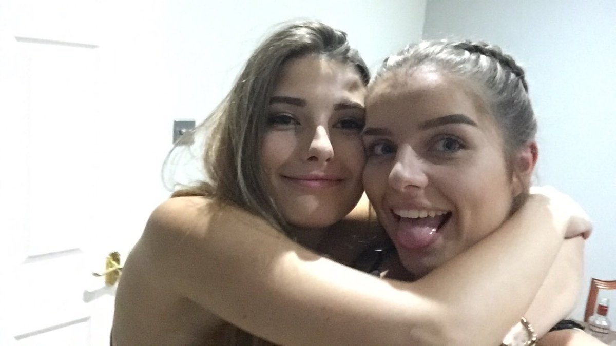 HannahBennett98's tweet photo. @georgiasmith_ Happy Birthday Gege! Sorry I can’t be there to celebrate but have a lovely day!! 🎉 https://t.co/SAC1TTePCu