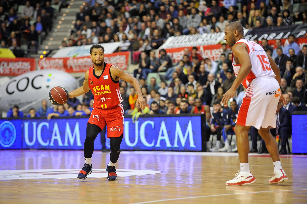 UCAMMurcia's tweet photo. Porque cada vez que coge el balón, algo bonito va a pasar. Porque cada una de sus jugadas termina con un “sweeeeeeeeet”…

¡Vota a Clevin Hannah como #MVPMovistar de la @LigaEndesa! https://t.co/513l2Wzh3T