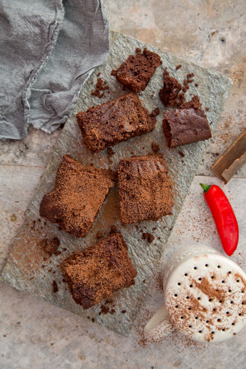 Spice up your brownies with <a href="/Cfulvio/">Catherine Fulvio</a> <a href="/Whirlpool_Ire/">Whirlpool Ireland</a> Mexican #Chocolate #Brownies #sp  ilovecooking.ie/recipe/mexican…