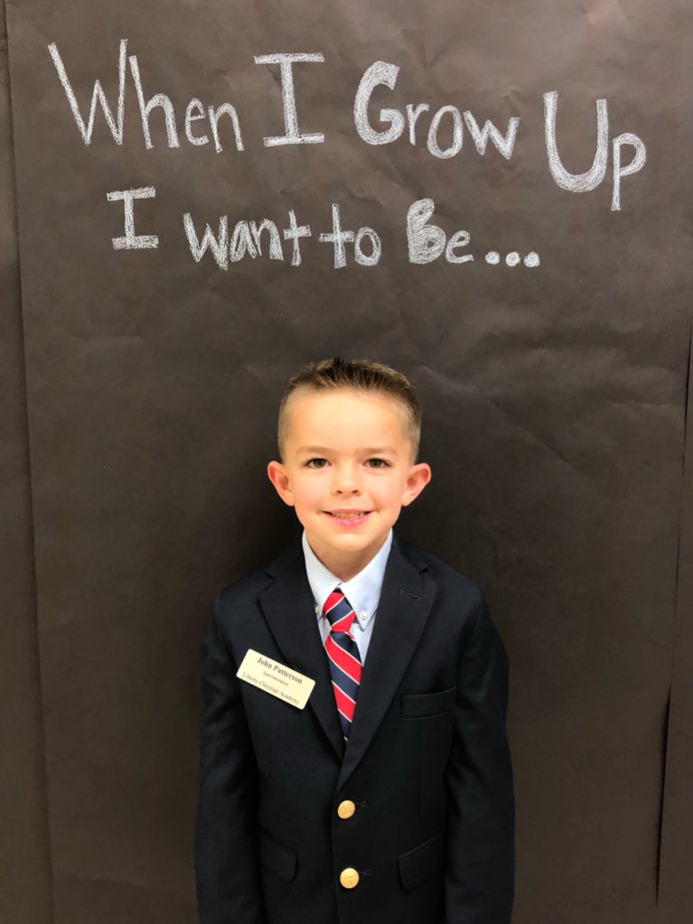 mrsmandab5's tweet photo. Dr.Patterson- I believe you are leaving a legacy! #whenigrowup #mrswengersk @JPatterson_LCA https://t.co/gzxnRuqeS4