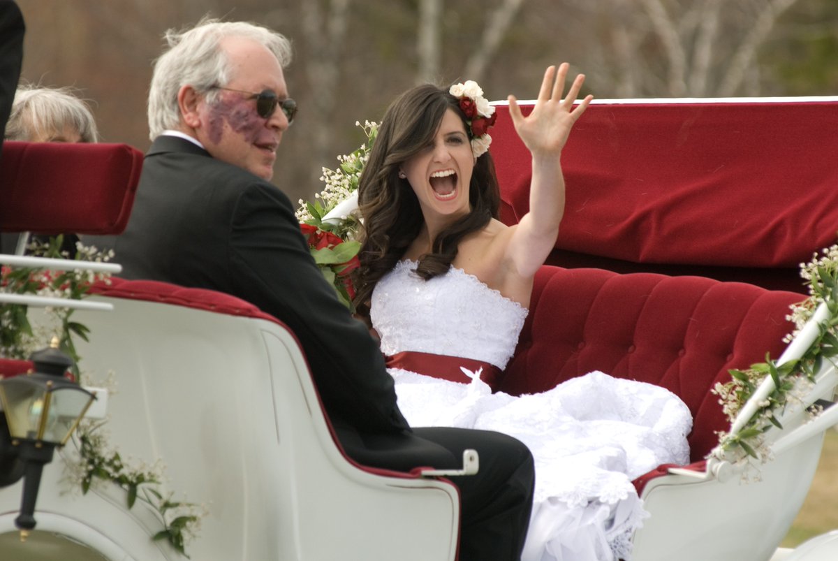 TamaraCamPhoto's tweet photo. #ad Yesterday we celebrated our anniversary and I can't help but reflect on a favorite photo from then. This was our dream wedding. We set a budget and stuck to it. It's worth it. Get more financial tips from @SunTrust! #FinancialConfidenceMonth #onup https://t.co/cwEdrlouko https://t.co/S5ejXfwmCu