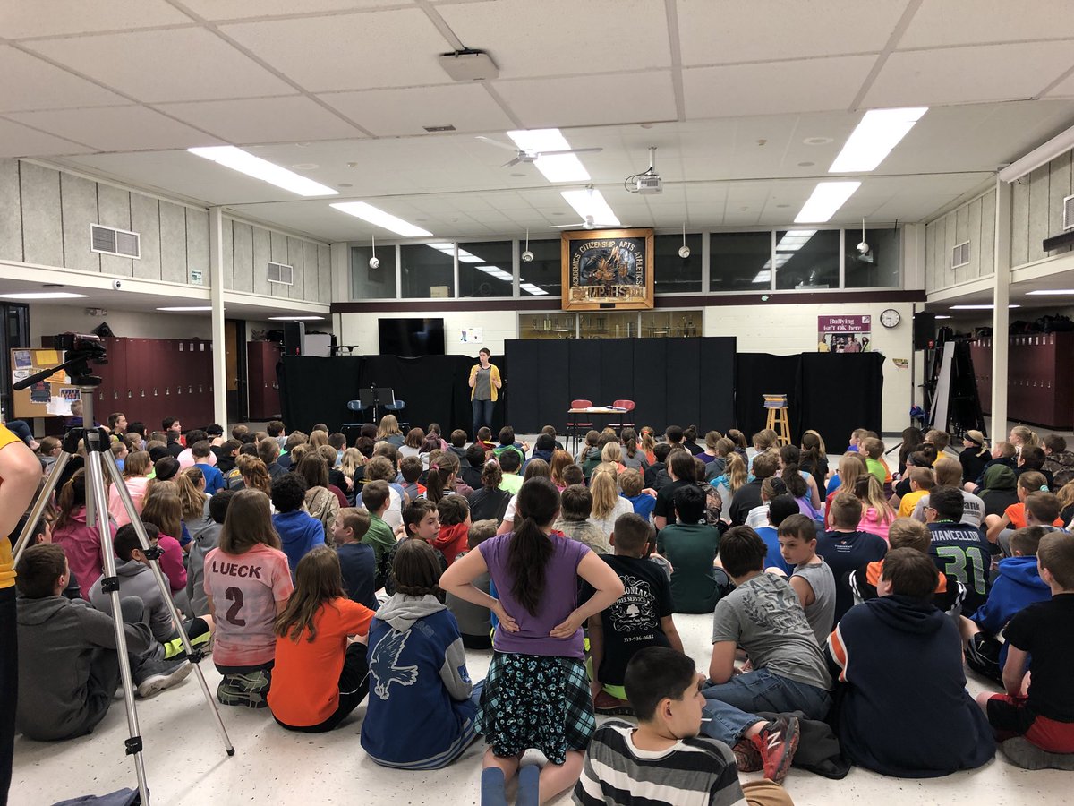 m_bessman's tweet photo. ELP musical!  @LaurenDaPizza #learning #mphawks https://t.co/eylLst1QaW