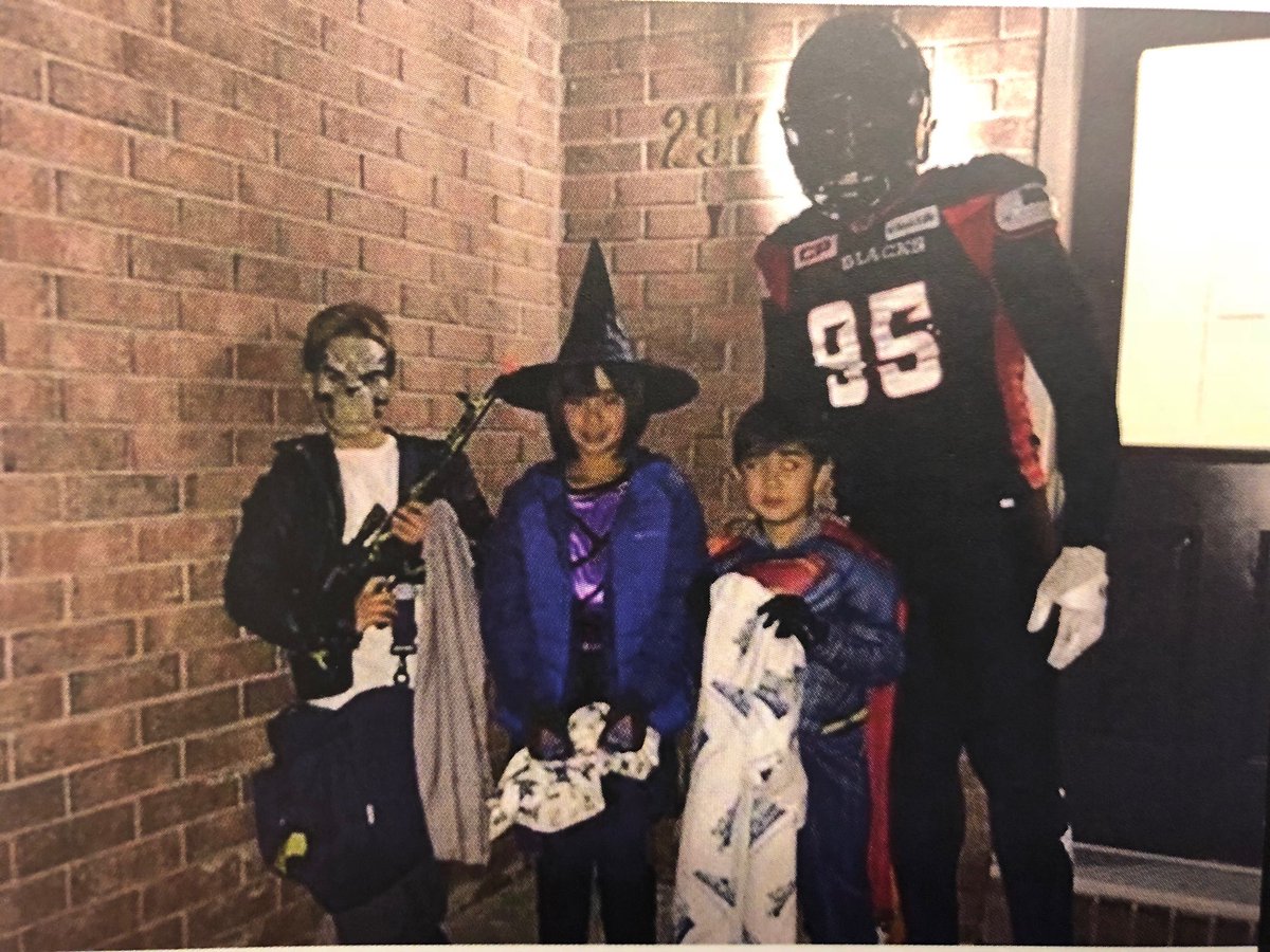 Mark Goudie ๐ดโซ๏ธ๐๐๐ถ๐โฝ๏ธ (@osegmarkgoudie) on Twitter photo That time awesomely weird Moton Hopkins made a special kid feel the part on Halloween.
We (the Royal WE...Ottawa/Gatineau, @redblacks, OSEG, & his friends in HR) will be the worse off when he heads home to Texas tomorrow.
Thank you <a href="/thehopkins95/">Moton Hopkins</a>...until our paths cross again. That time awesomely weird Moton Hopkins made a special kid feel the part on Halloween.
We (the Royal WE...Ottawa/Gatineau, @redblacks, OSEG, & his friends in HR) will be the worse off when he heads home to Texas tomorrow.
Thank you <a href="/thehopkins95/">Moton Hopkins</a>...until our paths cross again.