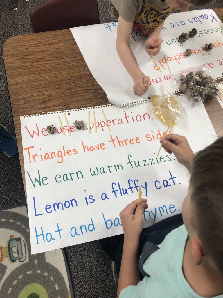 Learners are using “spaghetti and meatball spaces” to practice proper spacing of words and letters in sentences. Shoutout to @EricksonKinder for the inspiration! 🍝 #StoryofMason #SpatialAwareness
