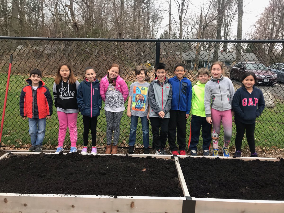 Third Grade tweet media