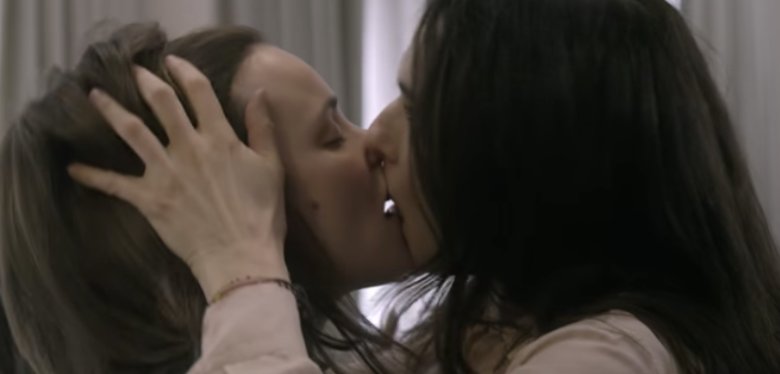 Hot Lesbian Spit Kissing