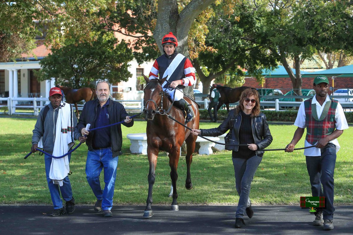 bcrawfordracing's tweet photo. Our team at home took care of business in the staying race on Wednesday at Kenilworth. Gimme One Night wins impressively with @Faydherberider for a great group
of owners. #wellridden https://t.co/5qCdd5Ogxt https://t.co/wGFoW6Vdr2