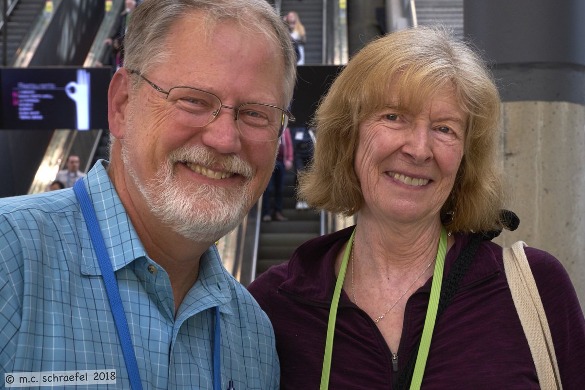 mcphoo's tweet photo. search maestro @dmrussell and educator extraordinaire @jenpre are more #humansofchi #chi2018 'ers - as we wave buh bye to chi https://t.co/qSt8QMFSAk