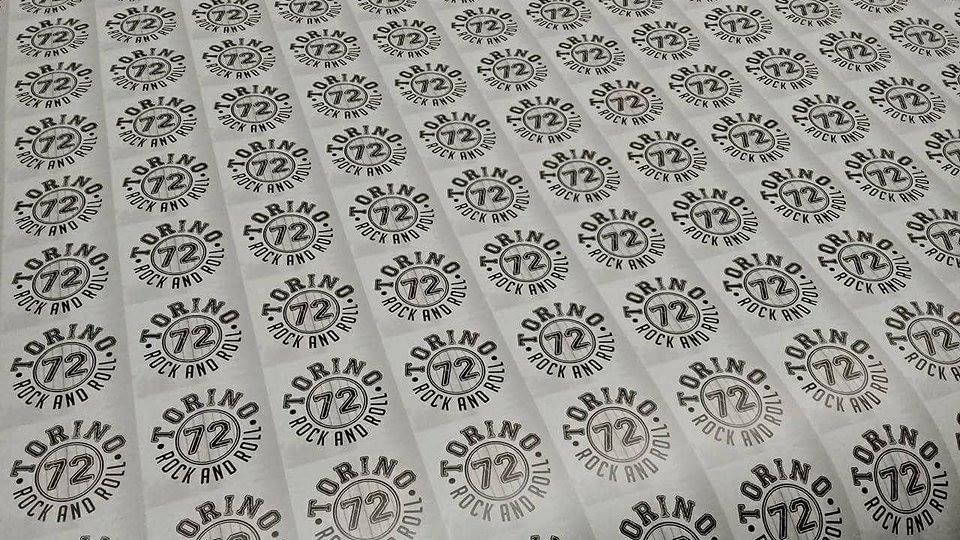 Torino72oficial's tweet photo. Estamos pegados al rock and roll 👅

Cuando pidas tu disco o remera de Torino '72, te llevás un calco como estos de regalo!

#PedíTuDisco #BuenRockAndRoll https://t.co/AVuvFPZrsm