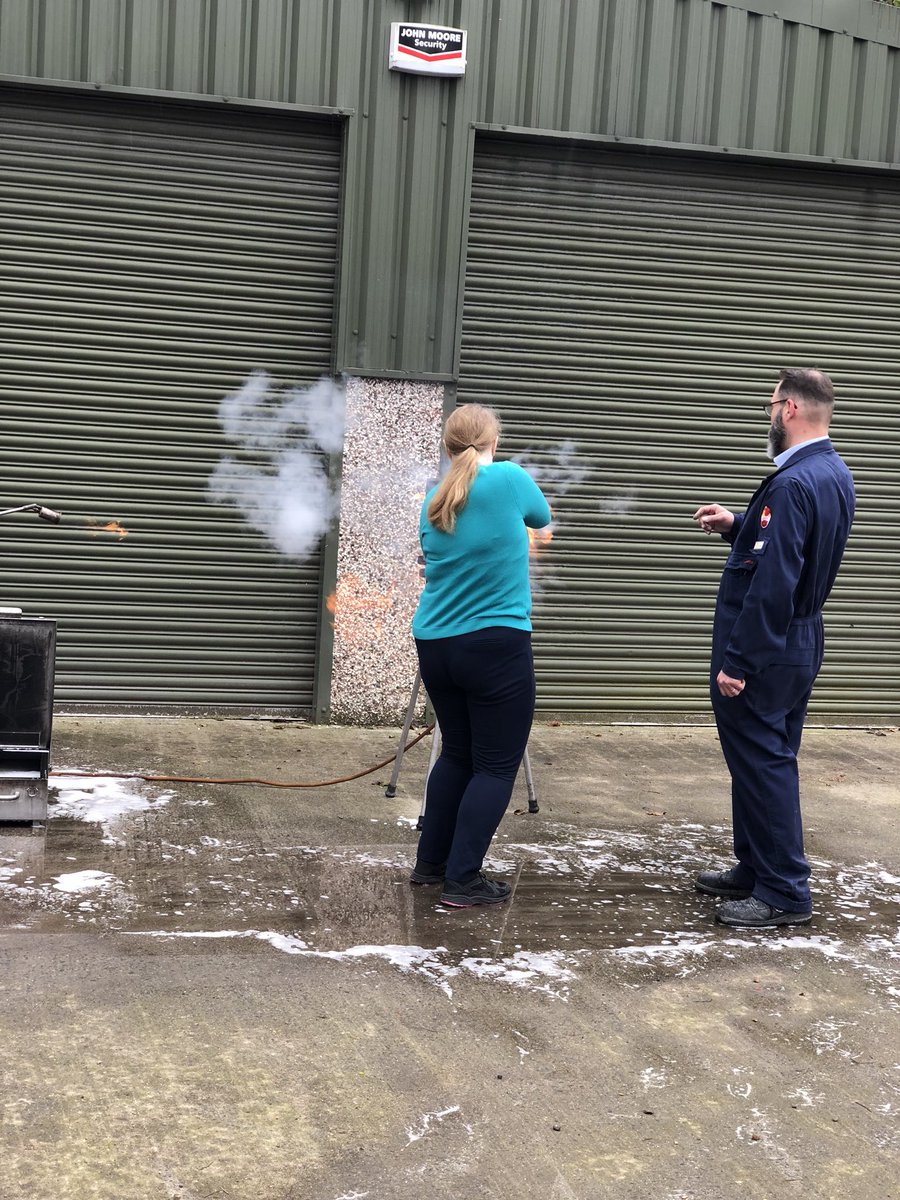 Halstead_F's tweet image. Cohen 044 are now fully competent in putting chip pan fires out