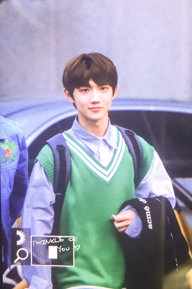 TWINKLEOFYOU's tweet photo. 20180427 뮤뱅퇴근 🐰preview
#안형섭 #형섭 #형섭X의웅 #hyeongseop 

💚 https://t.co/Bj6nRCdHHE