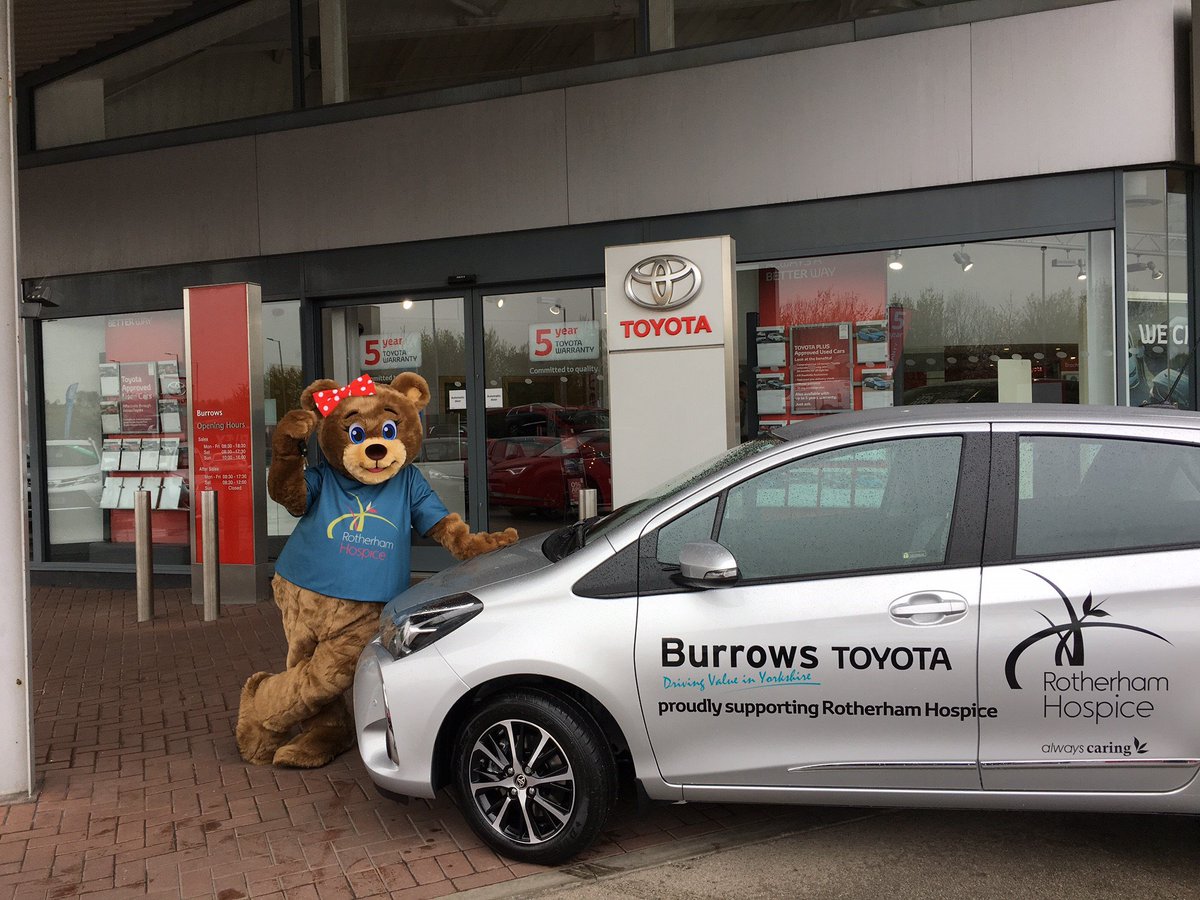BurrowsToyota's tweet photo. We proudly sponsor @RotherHosp - here is Sharon and Rosie the Hospice Bear collecting their new Toyota #Yaris from Simon Burrows at our Rotherham dealership!
📸 - #BurrowsSnaps https://t.co/lUMmRB0cYR
