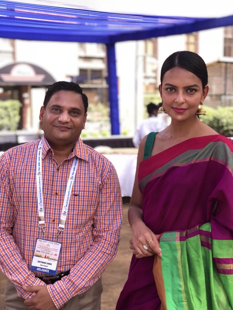 drsitu's tweet photo. #TforTajMahal, K for KVโites. It was indeed a great pleasure to meet @biditabag and work as jury member at the International Short Film & Arts Festival #FISFA 2018. https://t.co/iNZMtltVet