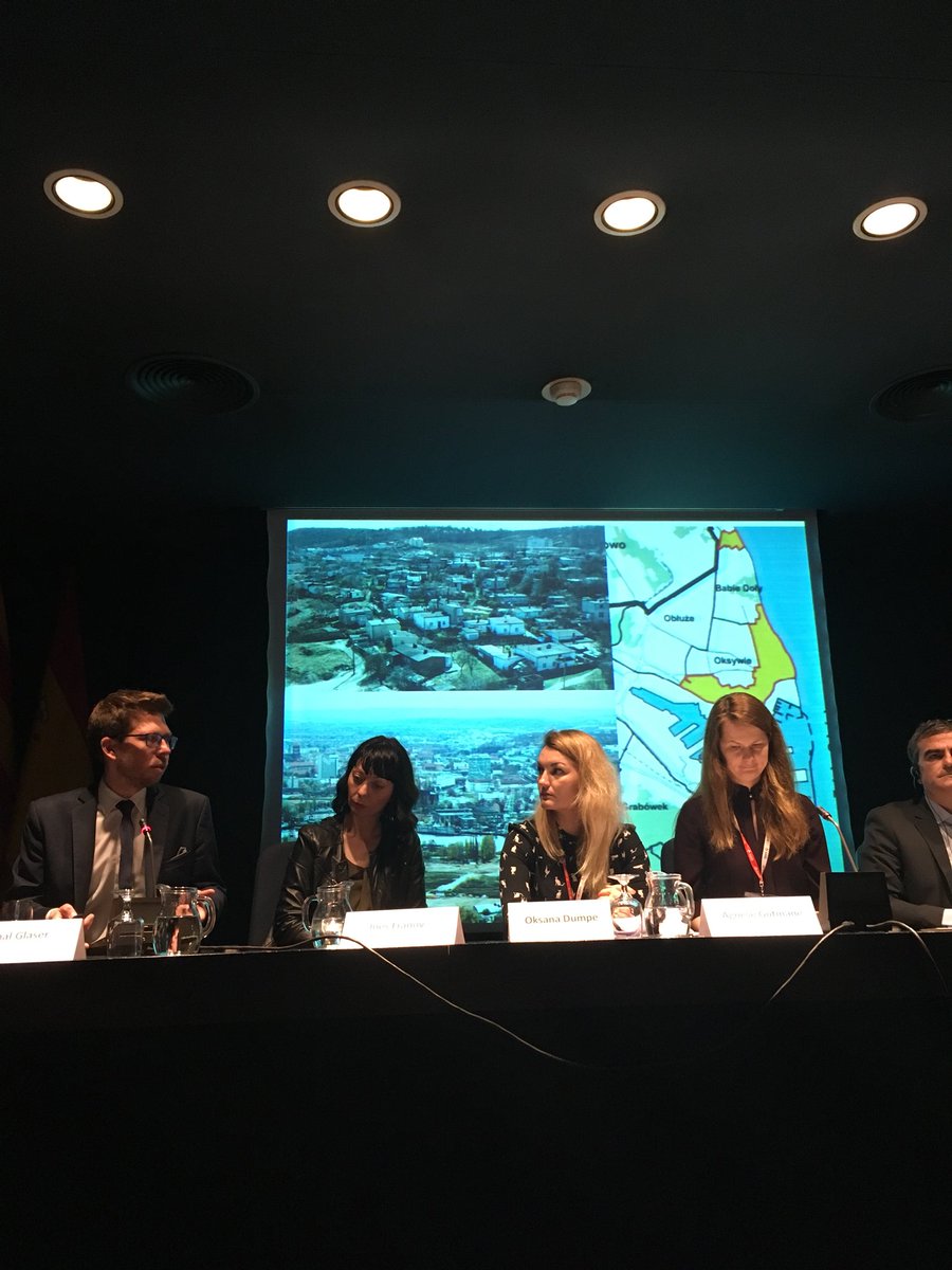 XaviTiana's tweet photo. Cities and #metropolitan areas show their best practices in ESI funds and rich proposals for the #Cohesion policy post 2020. We all agree that the EU needs a strong cohesion policy for all the territories. @suburbanfringe #MEANING projects. https://t.co/5J96C55eKn