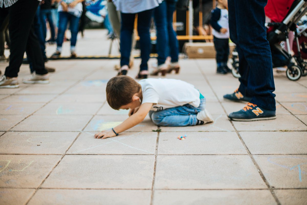 Què és 🍃FACT ALGEMESÍ🍃?
Un festival de tres dies de durada totalment GRATUÏT i per a tota la família, els dies 4, 5 i 6 de maig de 2018.

🍃FACT ALGEMESÍ🍃 ideal per a tota la família!👨‍👩‍👦😍

#FACT #Algemesí #Família #Xiquets #Adults #Diversió #Junts #FestivalFamiliar