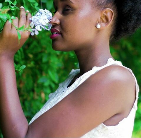 Name / Handle : Wawira Njiru (@_Werah_)Birth Date : 4th AprilNjiru is an upcoming vocalist from Kenya who believes in the power of "self-love".She says everyone should embrace the art of self-love so as to exercise the free gift of Peace and Tranquility. Deep stuff.